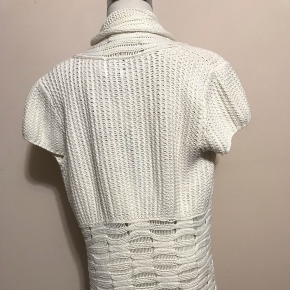 Pure Handknit Women’s Cardigan - Picture 6 of 9